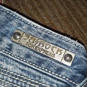 Re-rock for express distressed